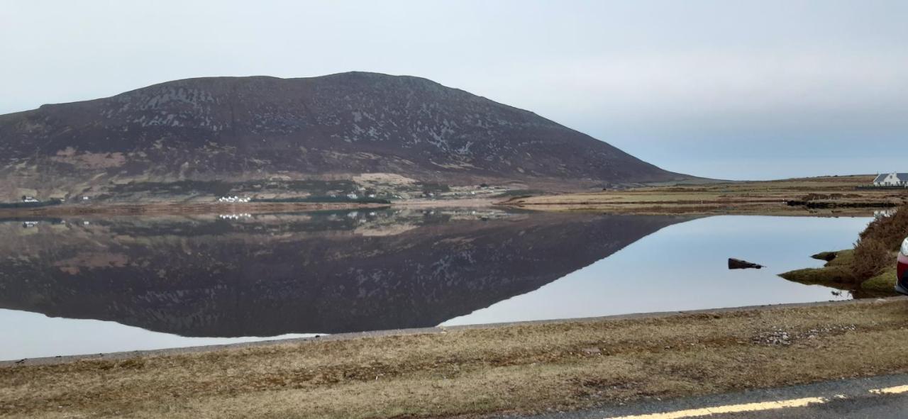 Creevagh Apartment Keel  Bagian luar foto
