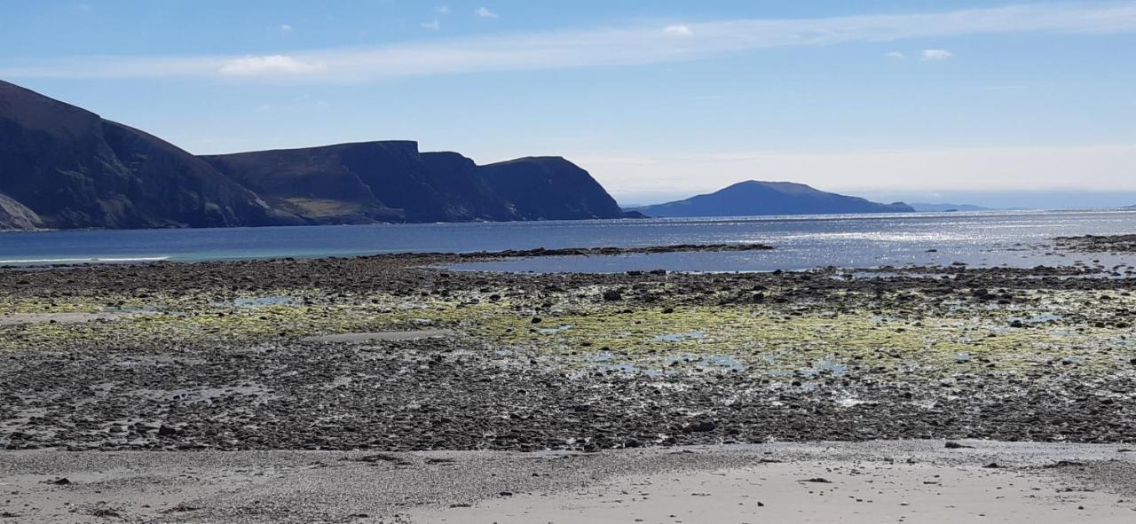Creevagh Apartment Keel  Bagian luar foto
