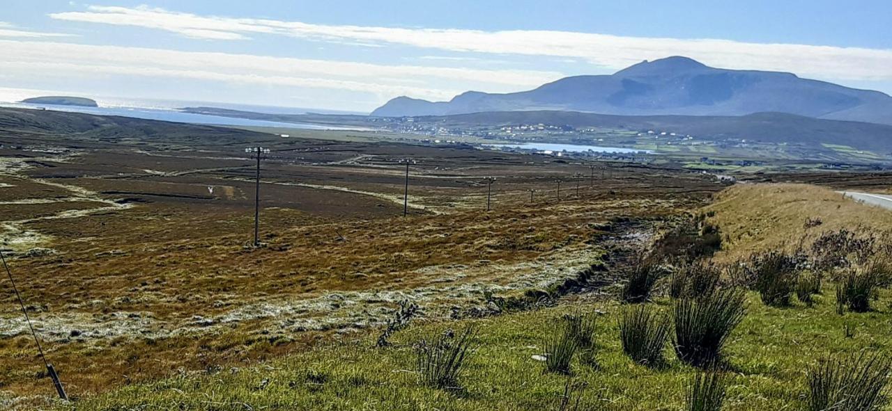 Creevagh Apartment Keel  Bagian luar foto