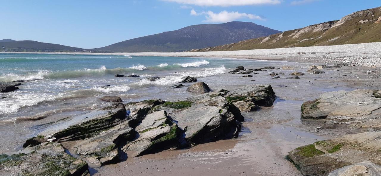 Creevagh Apartment Keel  Bagian luar foto