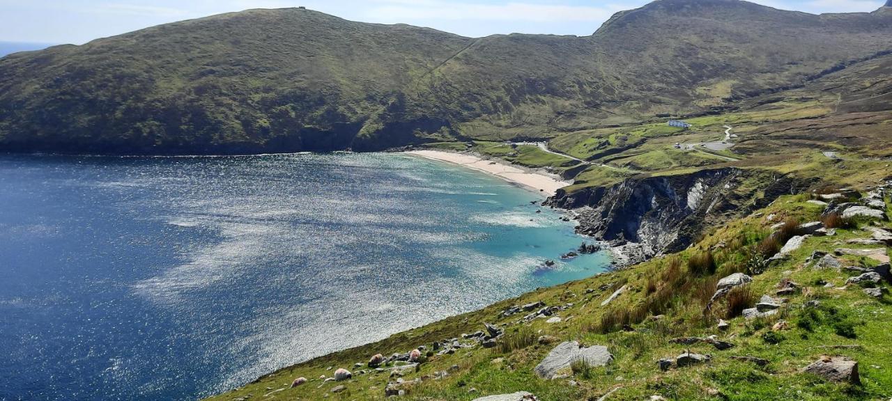 Creevagh Apartment Keel  Bagian luar foto