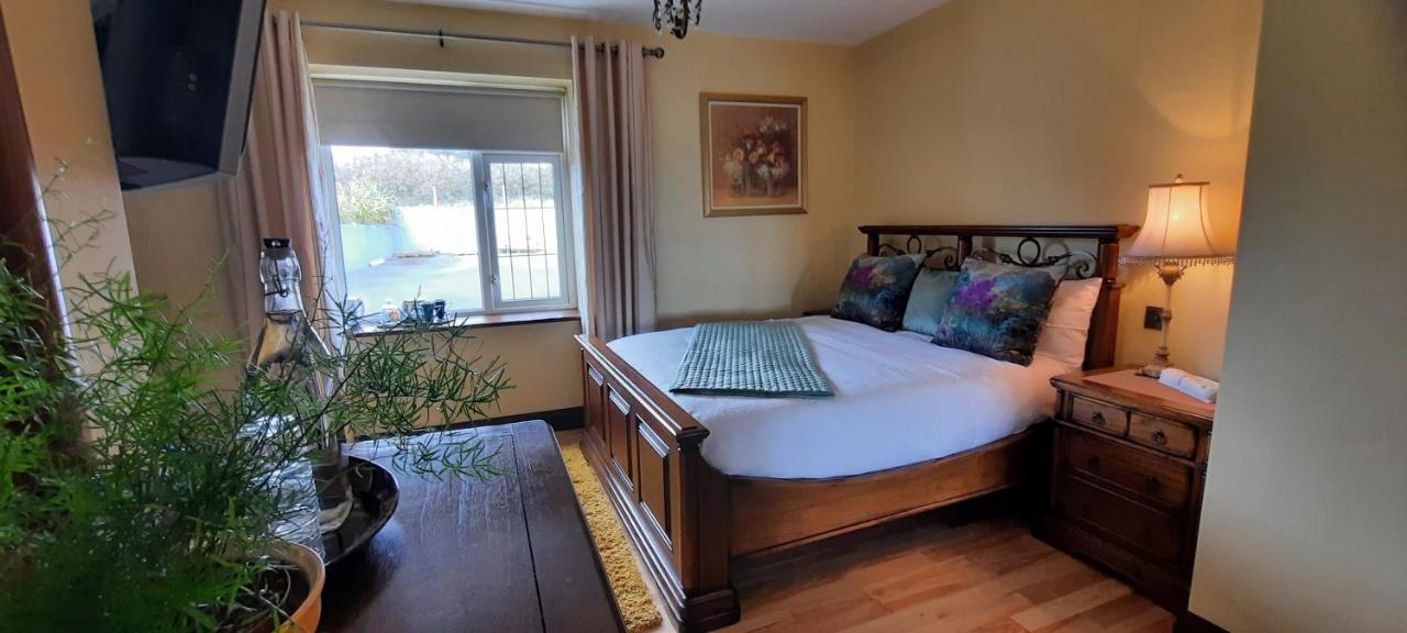 Creevagh Apartment Keel  Bagian luar foto